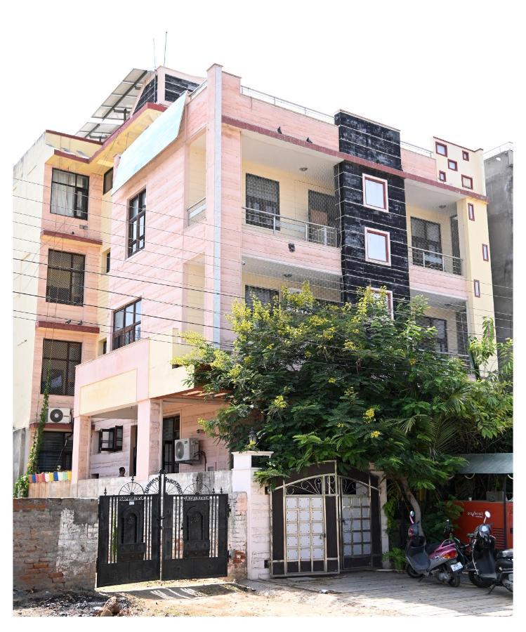 Sohanas Homestays- 2 Bhk Luxury Apartment Near Jaipur International Airport Dış mekan fotoğraf