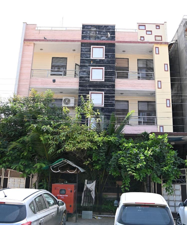 Sohanas Homestays- 2 Bhk Luxury Apartment Near Jaipur International Airport Dış mekan fotoğraf